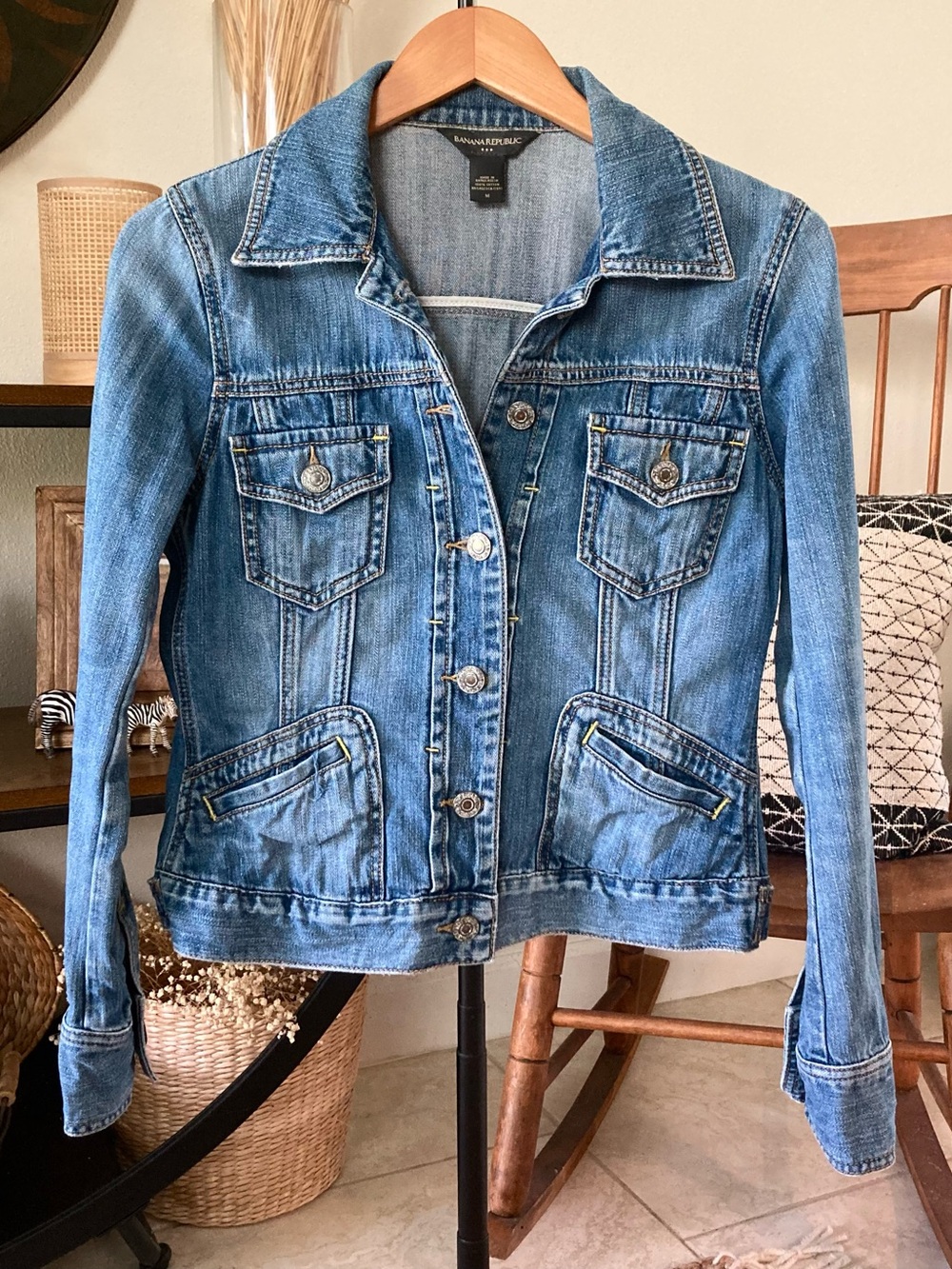 Banana Republic Blue Denim Jacket with Button Front 100% Cotton Medium